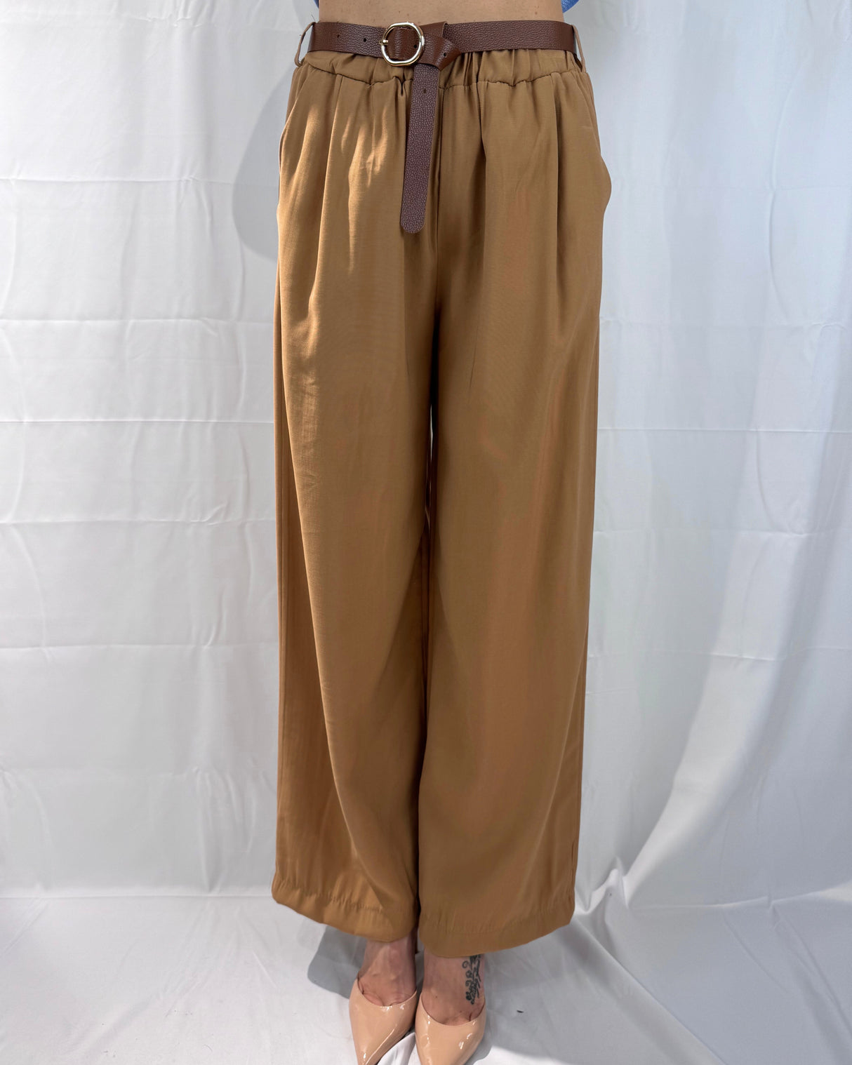 TROUSERS WITH BELT