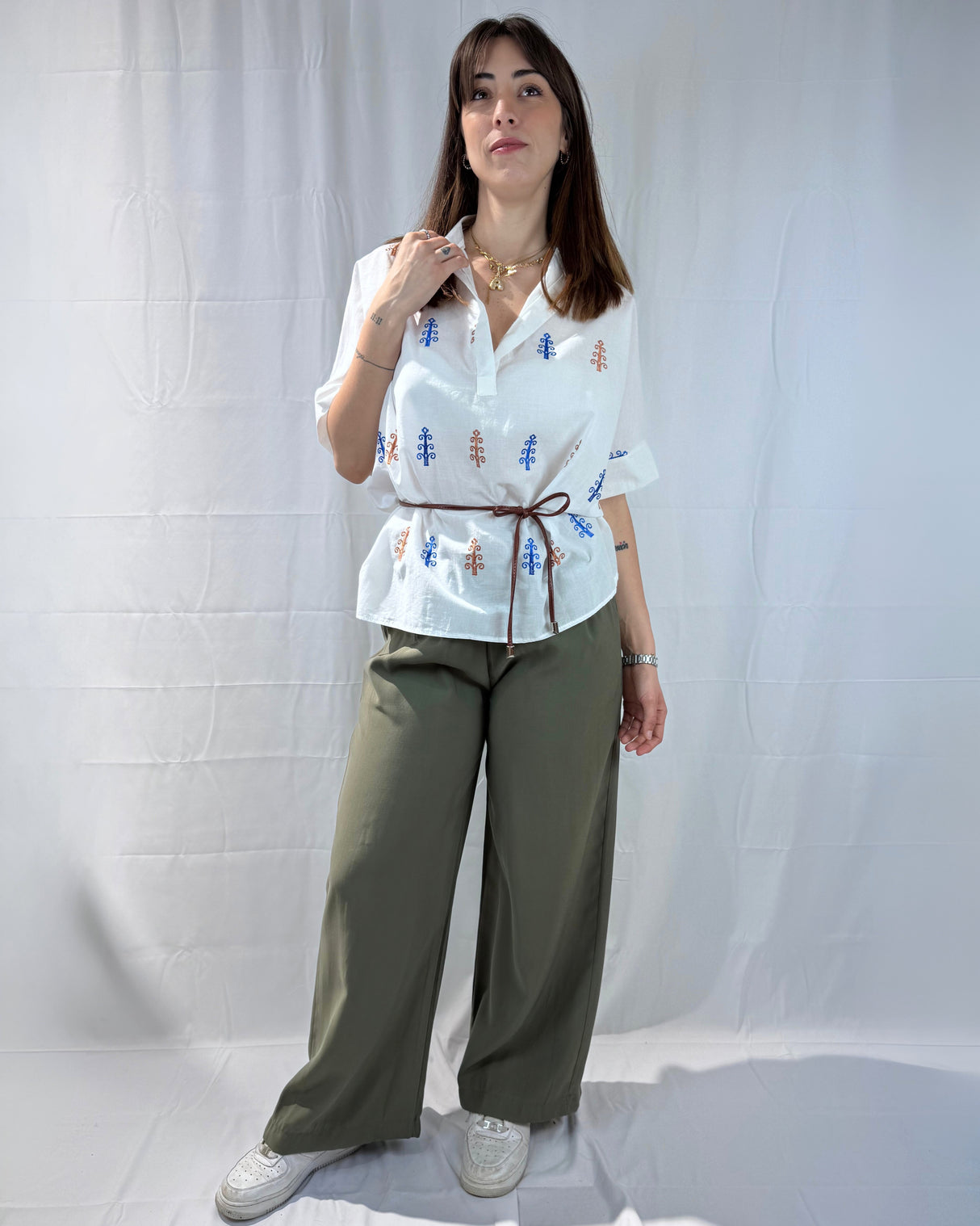 EMBROIDERED SHIRT