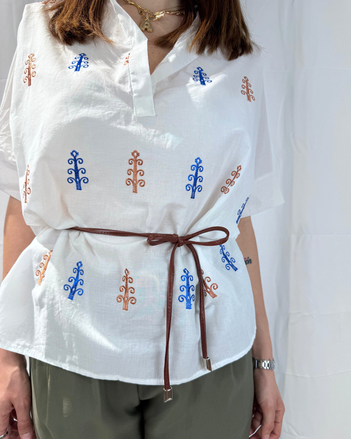 EMBROIDERED SHIRT
