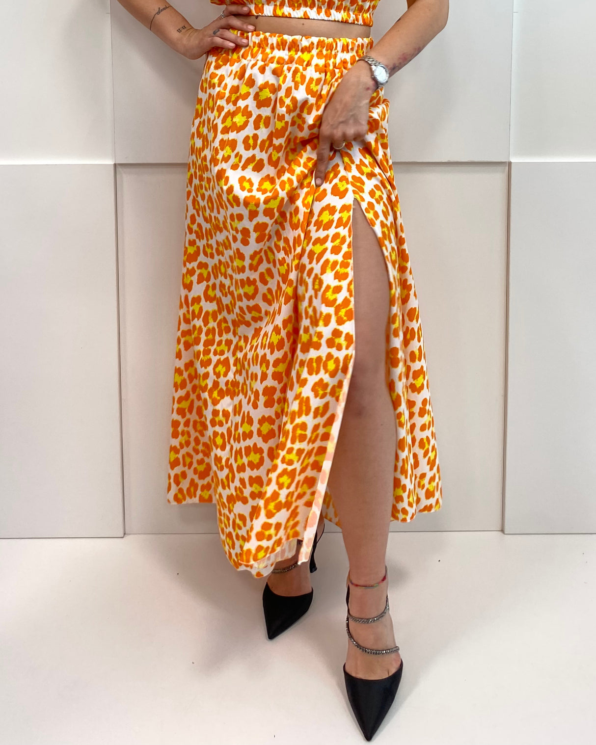 COMPLETE TOP SKIRT SPOTTED