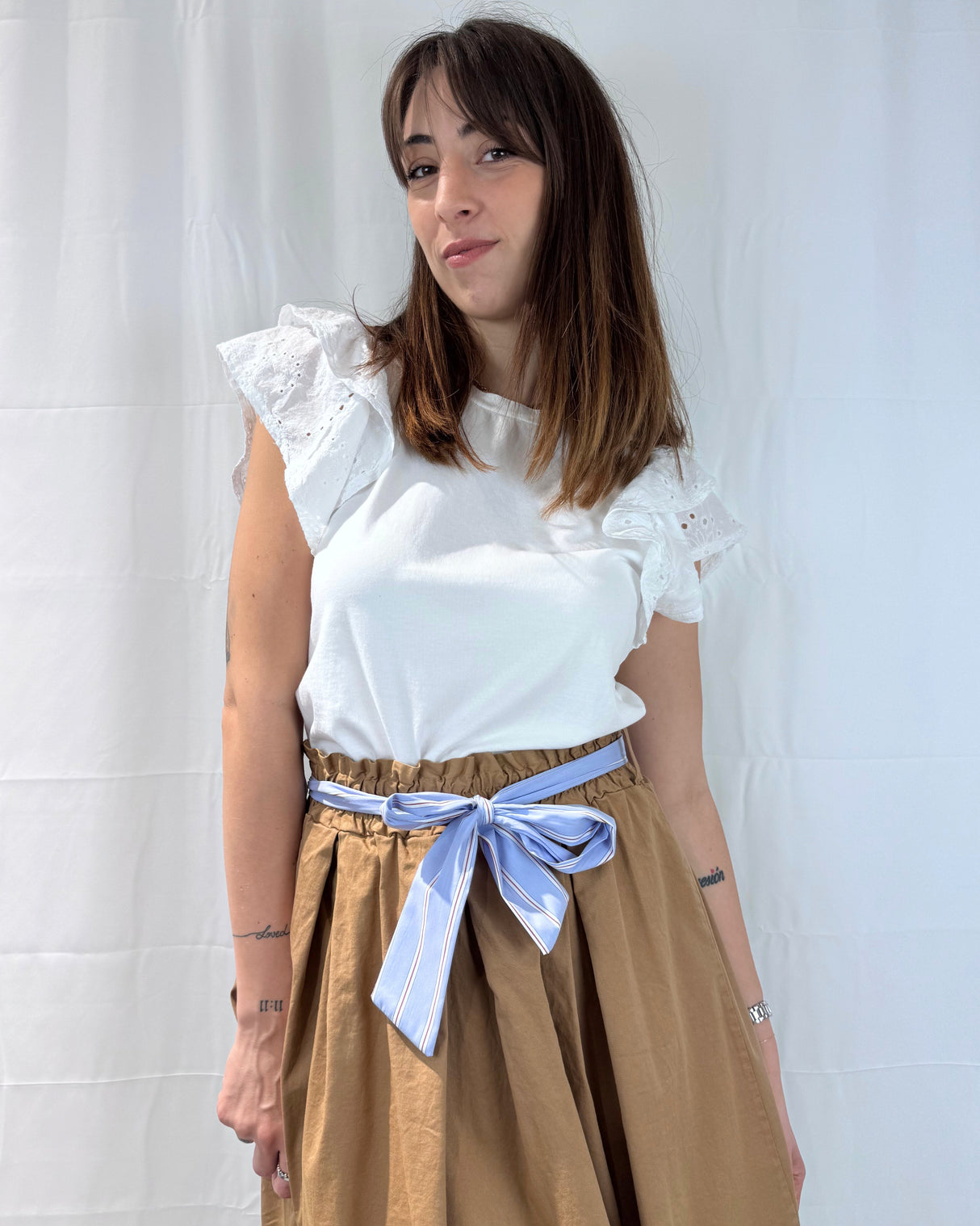 GARMENT DYED SKIRT WITH STRIPED FABRIC BELT
